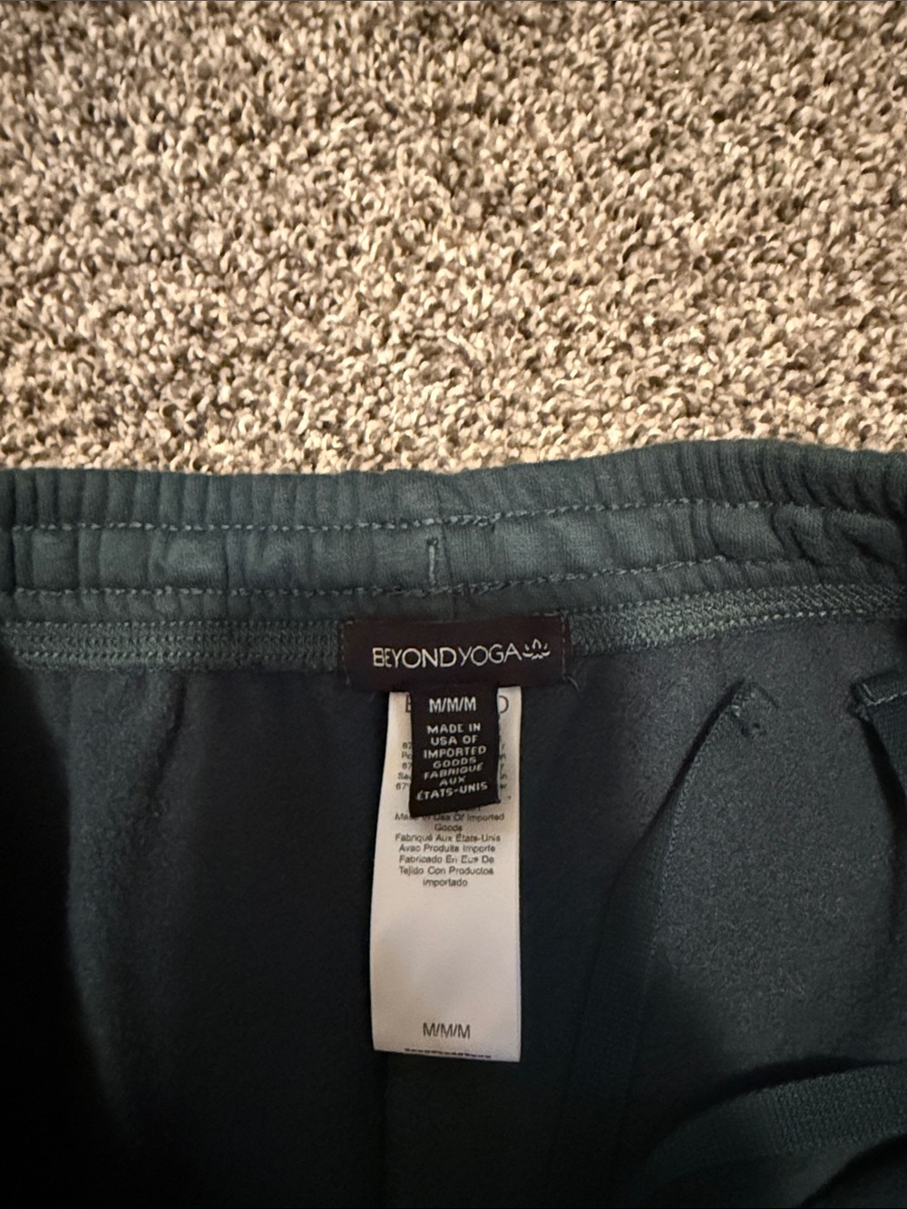Beyond Yoga Forest Green Fleece Joggers - Picture 2 of 2